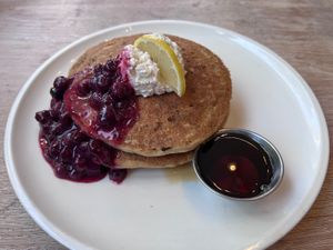 I am Strong  at Cafe Gratitude in Venice