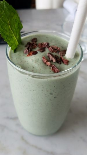 Cool mint smoothie at Cafe Gratitude in Venice