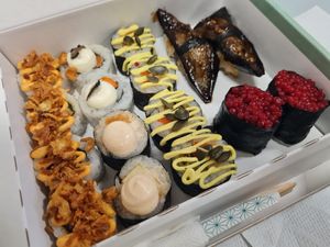 Tasty box at EssenzaSushi in Milan