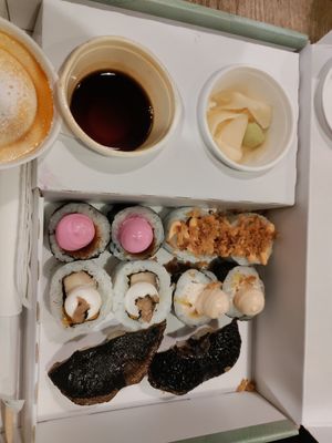 Vegan sushi at EssenzaSushi in Milan