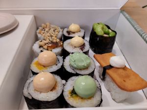 Protein box at EssenzaSushi in Milan