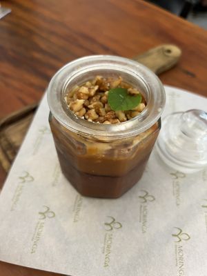 Sobremesa divina a base de cacau, café, nozes   at Moringa in Niteroi