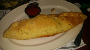 veggie wingy dingy pod  at Pizza Plant in Williamsville