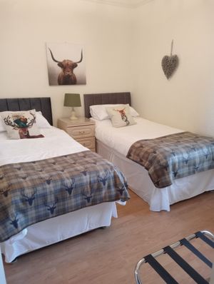 Twin room with ensuite. at Blaeberry House in Inverness