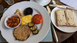 Hot breakfast at Blaeberry House in Inverness