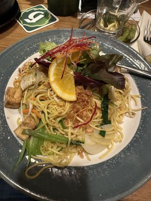 80 Mi Xao Chay (gebratene Nudeln und Gemüse - man muss das Ei abbestellen!! // Fried noodles with vegetables - you have to cancel the egg!!)  at Bambus Garten in Karlsruhe
