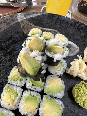 Sushi Menü 1 in „nur Avocado Maki“ bestellt 😋  at Bambus Garten in Karlsruhe