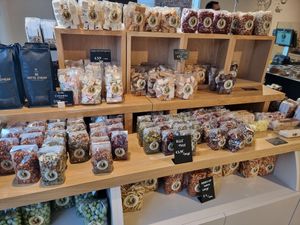 Candy etc at T-nuts in Beernem