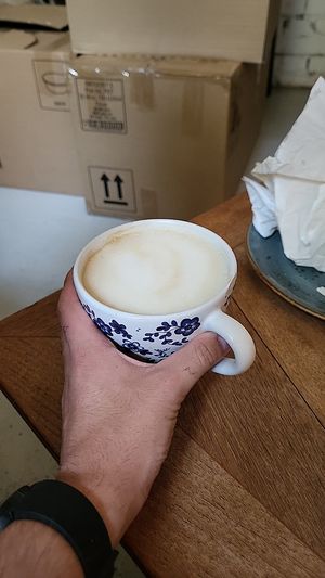 Big cups at Eckers Cafe - Frogner in Oslo