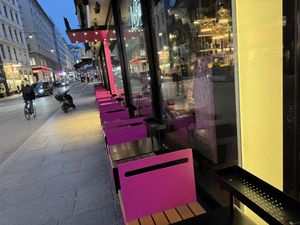 outside seating  at Le Burger - Rotenturmstraße in Vienna