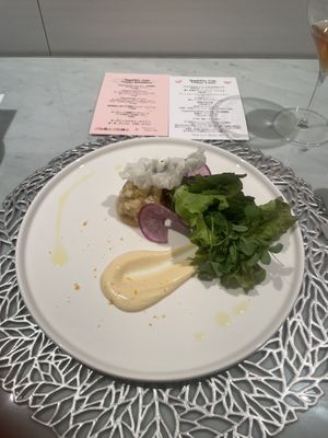 Apple terrine with rice cracker   at Hug & Kiss Cafe in Tokyo