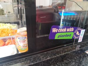 Ad for planted, vegan cocktail sauce at Bistro Krone Bar in Einsiedeln