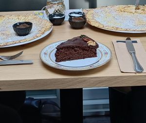 Vegan chocoladetaart at De Koekedoze in Heule