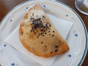 Empanada vegana at La Casita Jardín in Altea