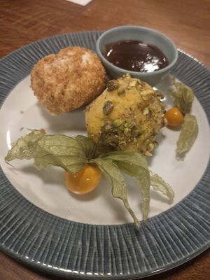 Ice cream at Amalfi Ristorante in Bedford