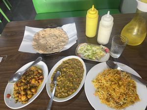 Mixed vegetables, dal, vegetable biryani   at Al-Jabrez Halal in Paranaque