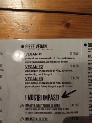 Pizze vegan at Birracrua in Vicenza