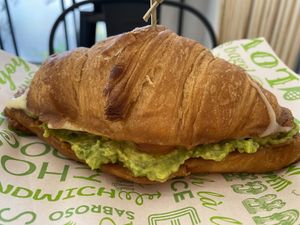 Deluxe Croissant Sammy  at Para Veganos in Santiago