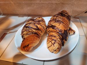 Schokocroissant mit Füllung at Veganer Göing - Jakobistr in Hannover