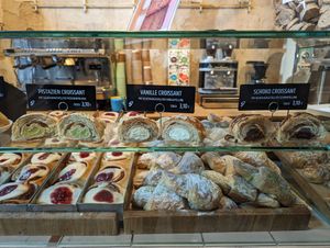 Backwaren at Veganer Göing - Jakobistr in Hannover