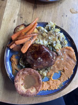 mock roast  at LD's Kitchen - The Black Heart in North West London