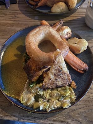  Roast 'Pork Tofu Belly' & Cracklin' #Veganuary at LD's Kitchen - The Black Heart in North West London