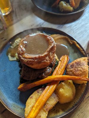 Steak roast , gravy was amazing at LD's Kitchen - The Black Heart in North West London