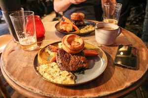Sunday roast with steak at LD's Kitchen - The Black Heart in North West London