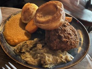 Southern fried mocken’ breast Sunday roast  at LD's Kitchen - The Black Heart in North West London