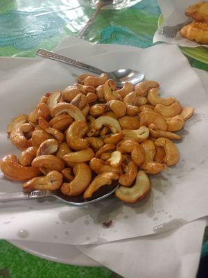 Fried cashews at Kiwi Orchid in Ranong