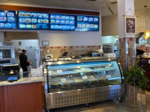  Counter at Olive & Lime Cafe in Columbus