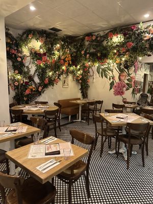 Interior  at Pasta Louise in Brooklyn