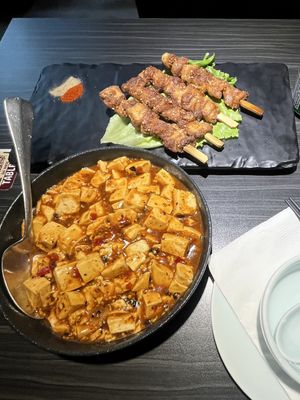 Mapu tofu & BBQ lions mane skewers.  at VegeDelight 波羅蜜養生素食 in Toronto