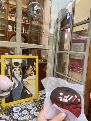   at Cookie Love Love in Sevilla