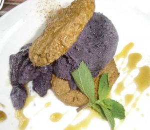Blueberry sorbet and ginger cookies at Avalon in Ghent