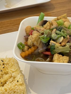 Sehr lecker   at Asian Healthy Foods in Tromsoe