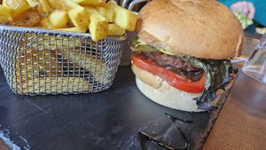 Burger Vegetarian Beyond Meat at Restaunt L'Hermine in Les Allues