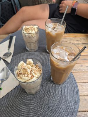 Plant based overnight oats - Iced Oat Latte at Milano Café in San Vicente Palawan