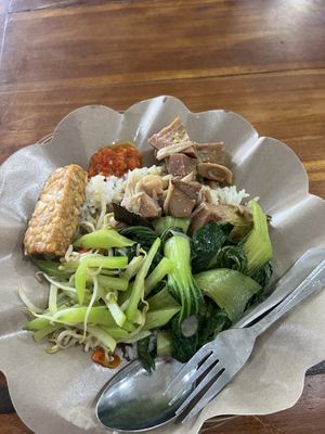 Def try the curry jackfruitt  at Warung Nauli in Kuta