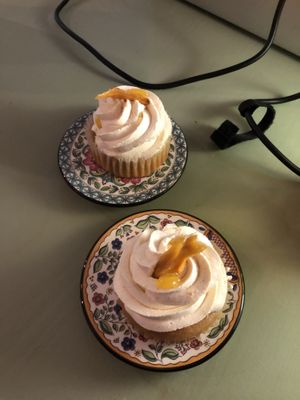 passion fruit cupcake  at Maracuyà  in Utrecht