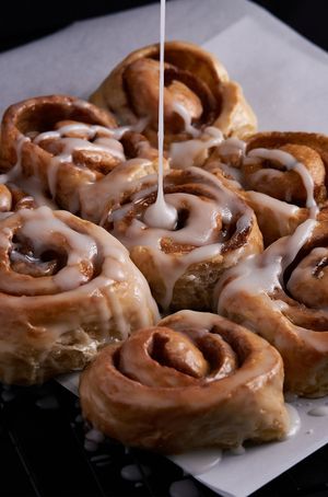 Rollos de canela at Momentum in Cali