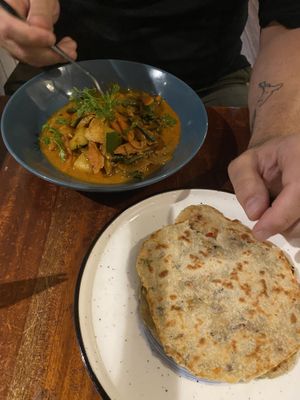 Massaman curry and roti  #Veganuary at KANU By Lance Seeto in Suva