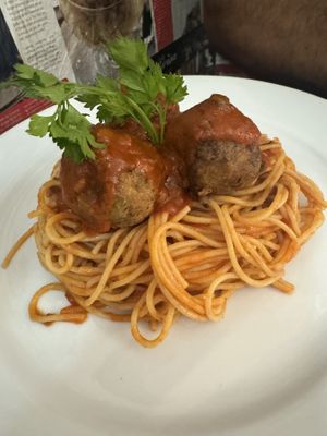   at El Shamuskiao in Havana