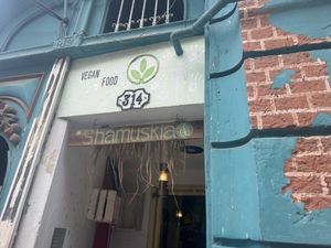   at El Shamuskiao in Havana