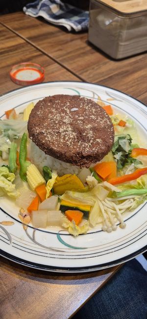 Vegetarian steak rice at Ci Hong Vegetarian 慈鴻素食 in New Taipei City