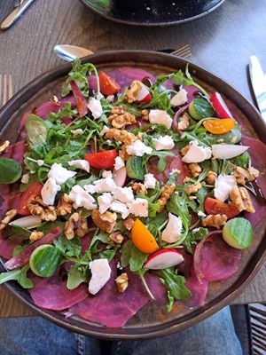 Vegan Bietencarpaccio at Brasserie Woods in Barchem