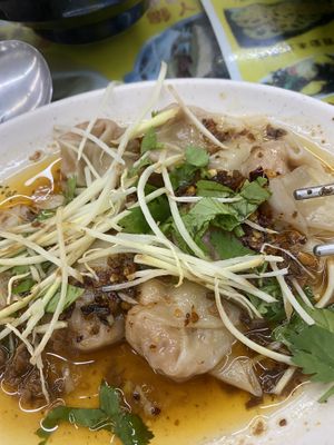 Chilli wontons  at Modern Vegetarian in Taichung