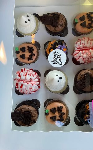 Halloween cupcakes! So cute!   at Vegan East - 34th Ave S in Minneapolis