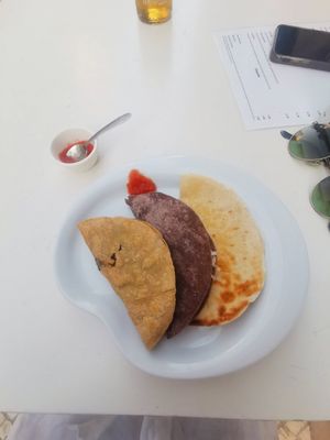 Quesedillas at La Muñeca in Nazare