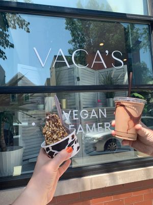 Sundae and shake at VACA'S in Chicago